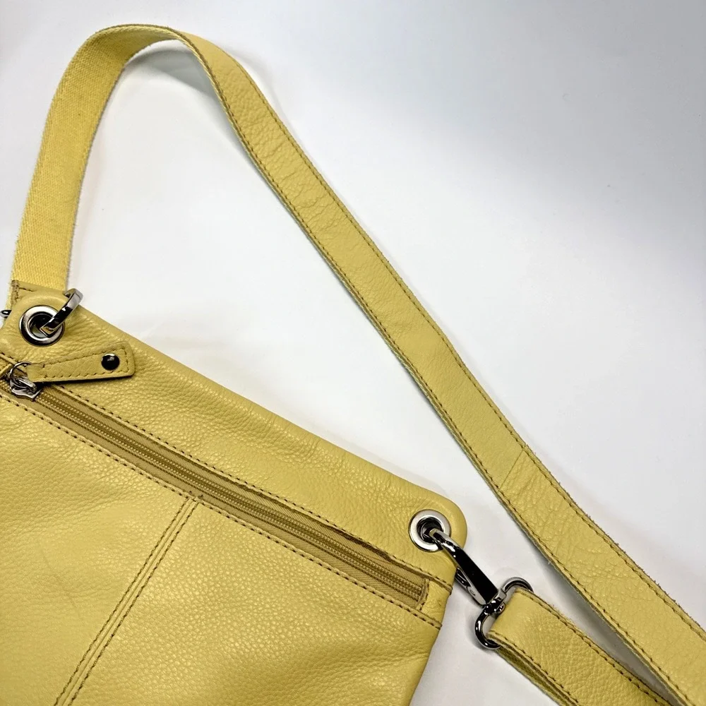 Fossil Sutter Leather Crossbody Bag Shoulder Purse‎ Messenger Pale Yellow Y2K